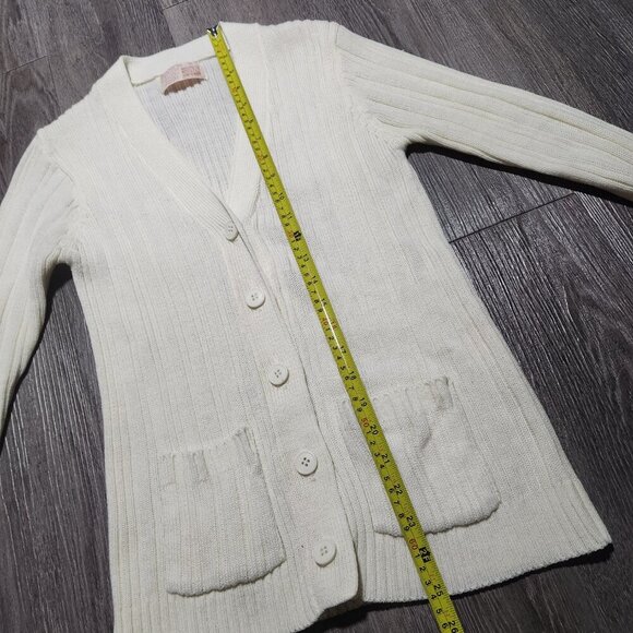 Vintage cream knit button-up cardigan with tiny pockets from Sears - Picture 10 of 13